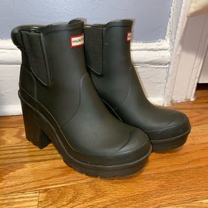 RARE!!! Hunter Boots Chelsea Block Heel Dark Green